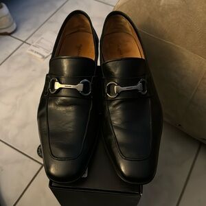 Magnanni Leather Loafers